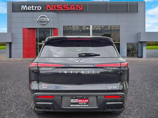 Mineral Black 2023 INFINITI QX60 Pure