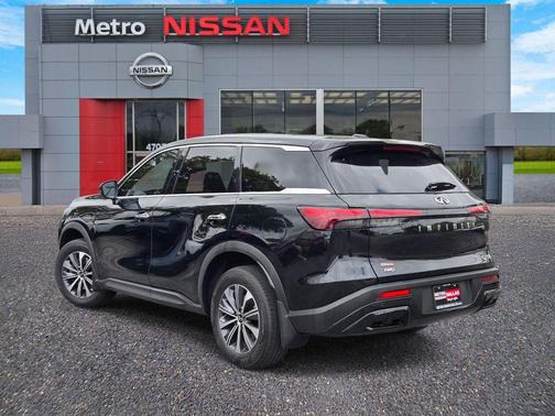 Mineral Black 2023 INFINITI QX60 Pure