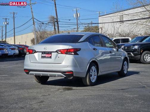 2025 Nissan Versa 1.6 S