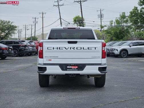2023 Chevrolet Silverado 1500 Custom