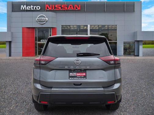Gun Metallic 2026 Nissan Rogue SV
