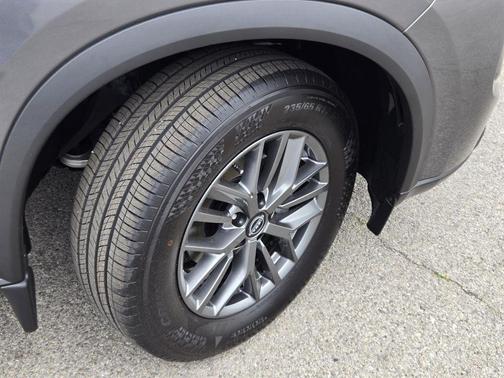 Gun Metallic 2026 Nissan Rogue S
