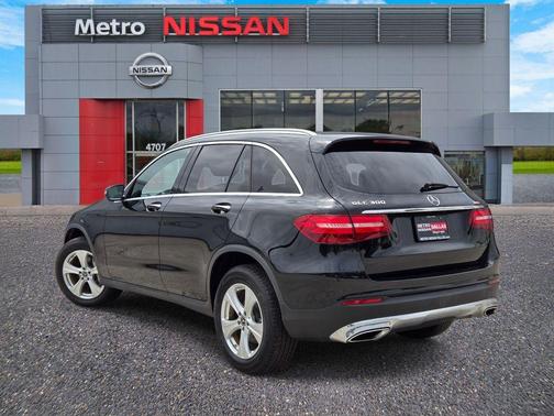 2018 Mercedes-Benz GLC 300 Base