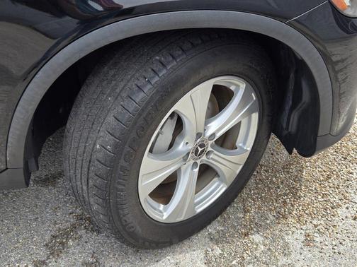 2018 Mercedes-Benz GLC 300 Base