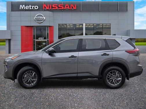 Gun Metallic 2026 Nissan Rogue S