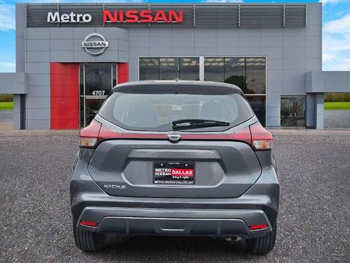 2023 Nissan Kicks S