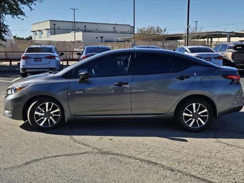 2024 Nissan Versa 1.6 S