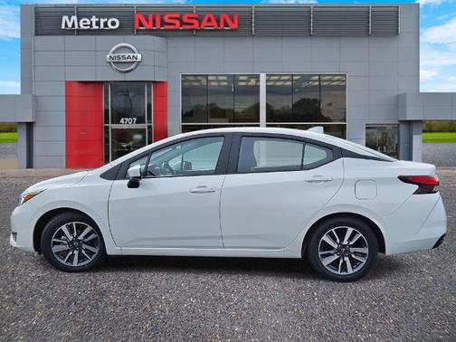 2024 Nissan Versa 1.6 SV