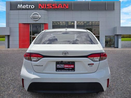 Ice 2024 Toyota Corolla LE