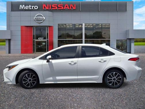 Ice 2024 Toyota Corolla LE