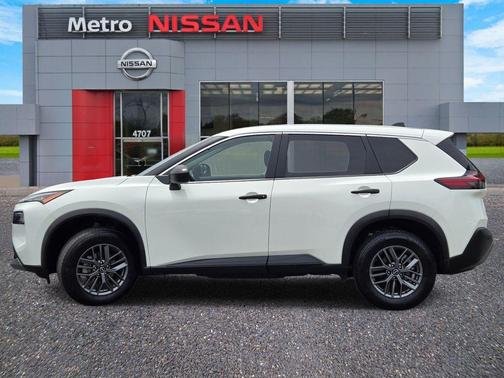 Glacier White 2023 Nissan Rogue S