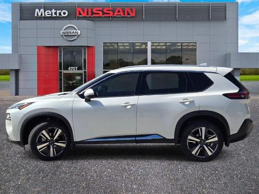 White 2023 Nissan Rogue SL
