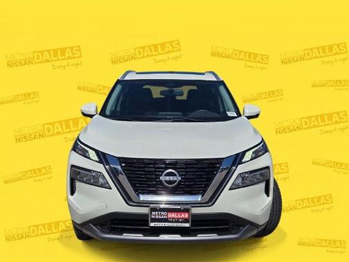 White 2023 Nissan Rogue SL