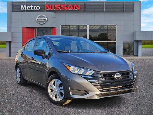 2024 Nissan Versa 1.6 S