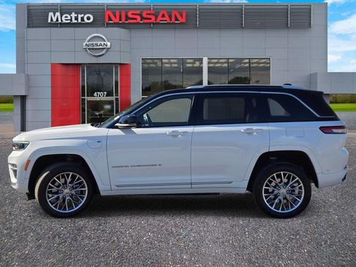 2022 Jeep Grand Cherokee 4xe Summit