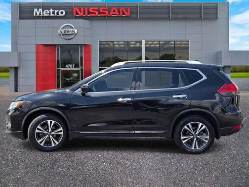 Magnetic Black 2017 Nissan Rogue SL