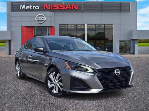 2025 Nissan Altima S