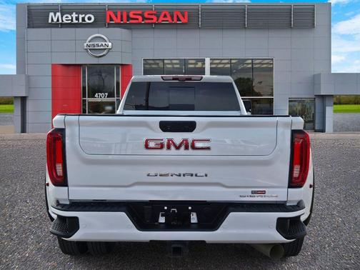 2022 GMC Sierra 3500 Denali