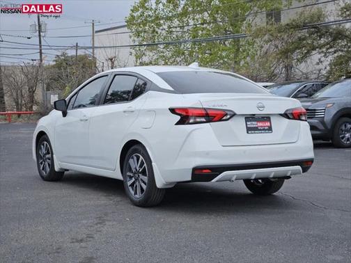 2025 Nissan Versa 1.6 SV