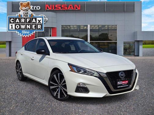 White 2022 Nissan Altima 2.5 SR