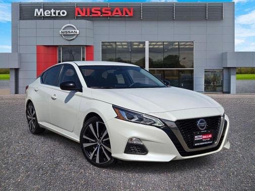 2022 Nissan Altima 2.5 SR