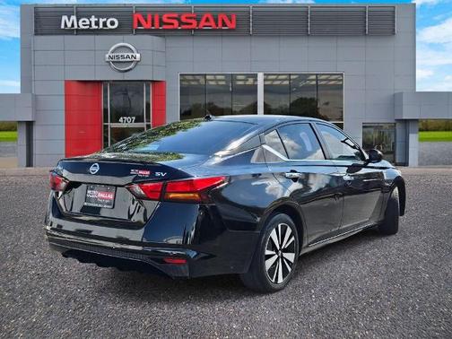 2022 Nissan Altima 2.5 SV