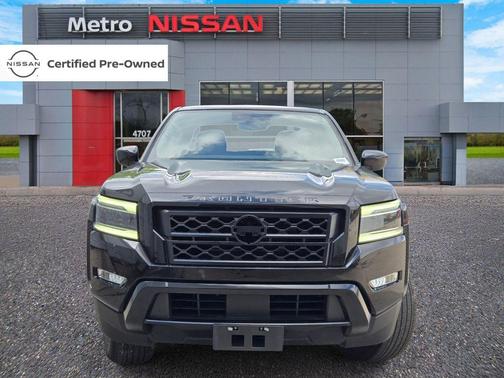 Black 2023 Nissan Frontier SV