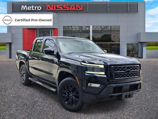 Black 2023 Nissan Frontier SV