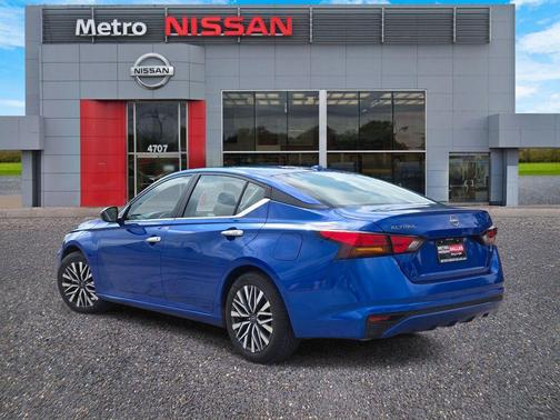 Bluestone Pearl 2025 Nissan Altima SV