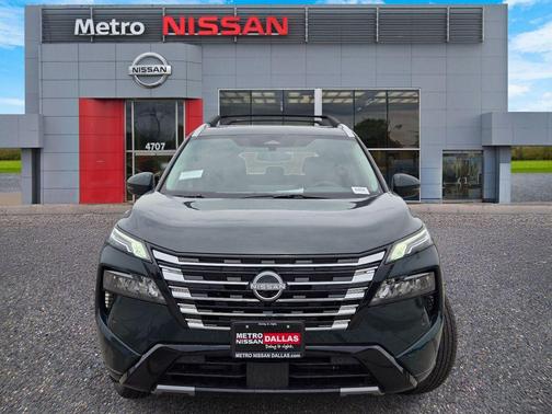 Obsidian Green 2026 Nissan Rogue Platinum