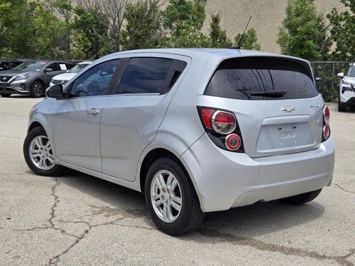 Silver Ice Metallic 2014 Chevrolet Sonic LT