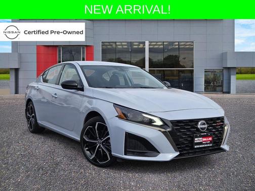 2025 Nissan Altima SR