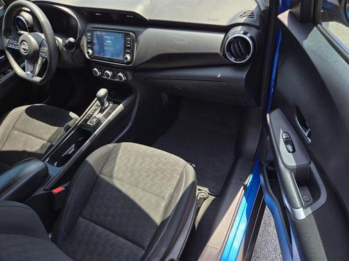 Electric Blue Metallic 2024 Nissan Kicks SV