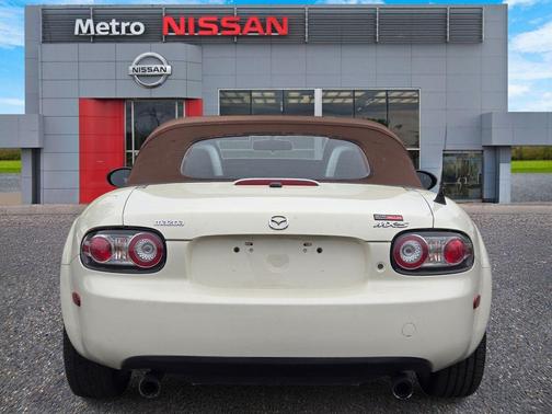 Marble White 2006 Mazda MX-5 Miata Grand Touring