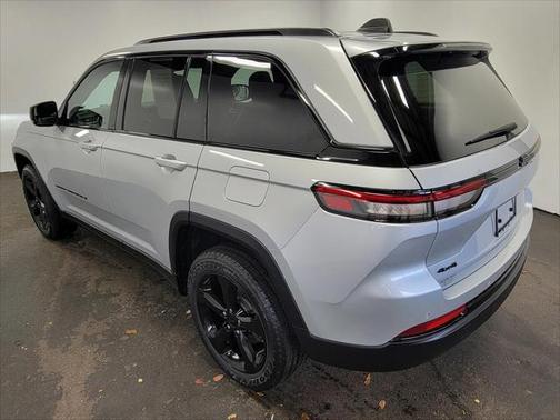 2023 Jeep Grand Cherokee Altitude X 4x4