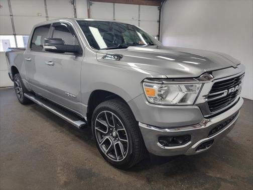2019 RAM 1500 Big Horn/Lone Star Crew Cab 4x4 57' Box
