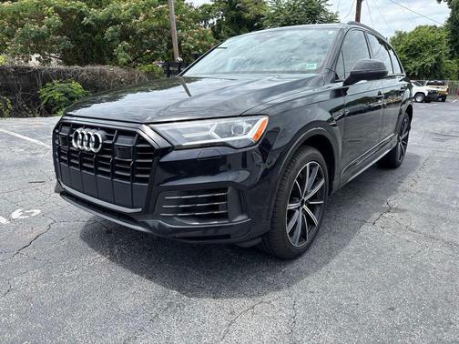 Orca Black Metallic 2020 Audi Q7 55 Premium Plus