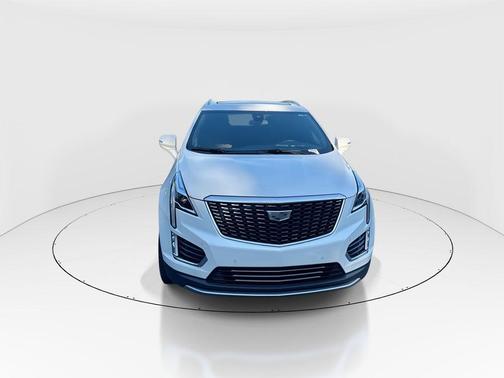Crystal White Tricoat 2024 Cadillac XT5 Premium Luxury