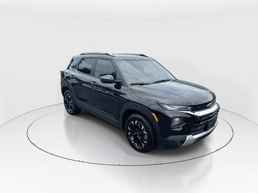 Mosaic Black Metallic 2023 Chevrolet Trailblazer LT
