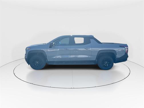 2025 Chevrolet Silverado EV LT