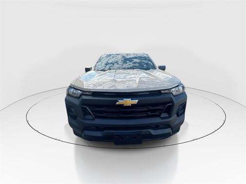 2024 Chevrolet Colorado WT