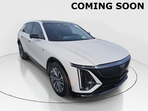 2024 Cadillac LYRIQ Sport