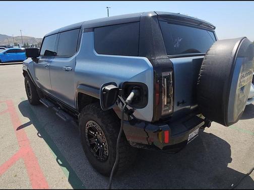 Neptune Blue Matte 2024 GMC HUMMER EV SUV 3X