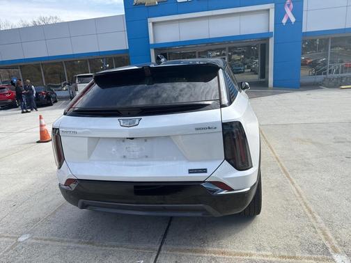 2025 Cadillac OPTIQ Sport 2 AWD