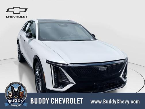 Crystal White Tricoat 2025 Cadillac LYRIQ Sport