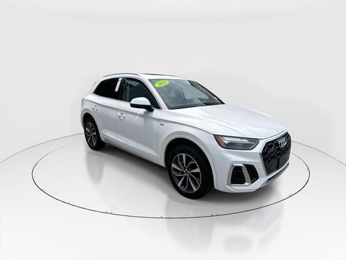 2023 Audi Q5 45 S line Premium Plus