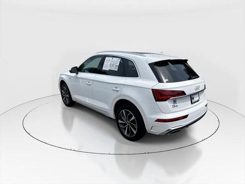 2023 Audi Q5 45 S line Premium Plus