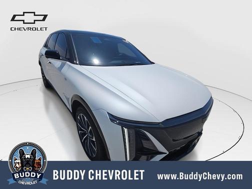 Crystal White Tricoat 2024 Cadillac LYRIQ Sport