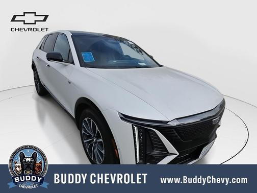 Crystal White Tricoat 2024 Cadillac LYRIQ Sport