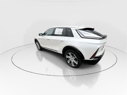 2024 Cadillac LYRIQ Tech